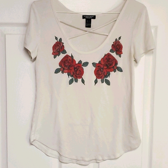 Rose T-Shirt - Picture 1 of 2